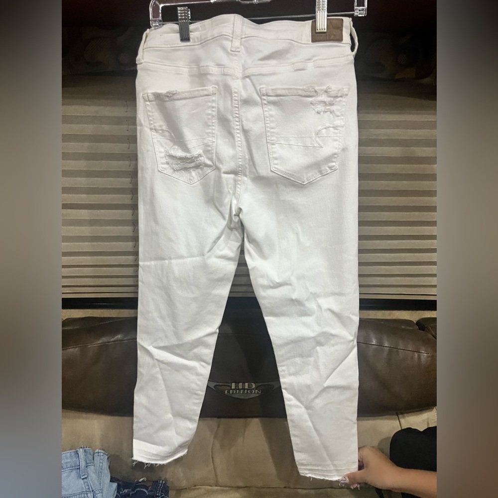 AE White Jeans